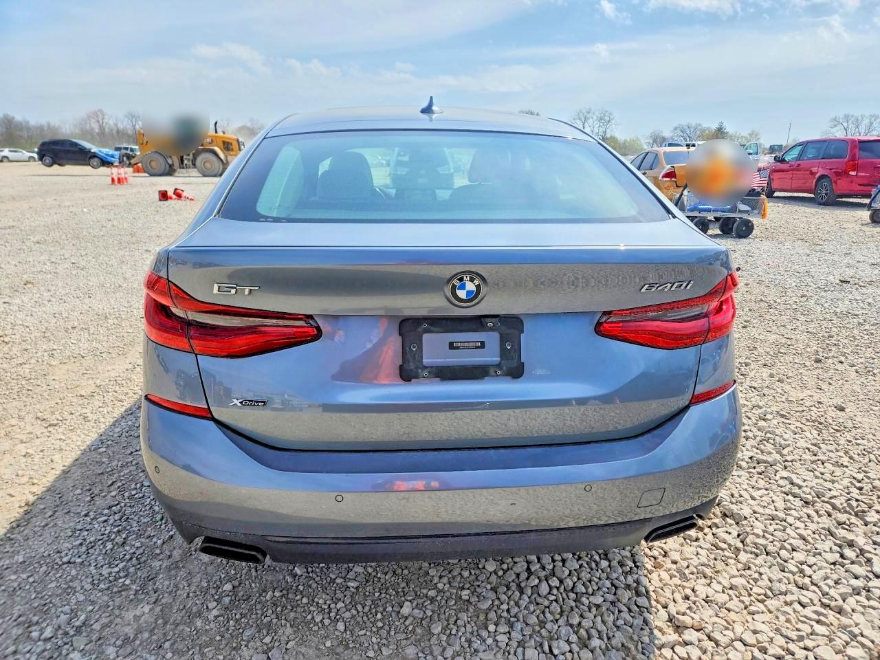 VIN WBAJV6C52JBJ99166 2018 BMW 640