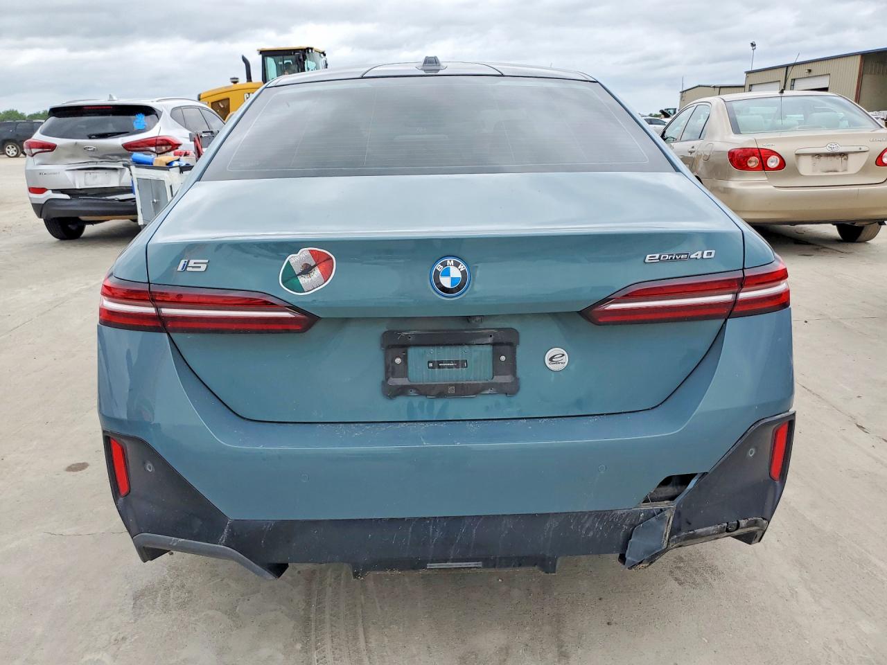 VIN WBY33FK09RCN89712 2024 BMW I5