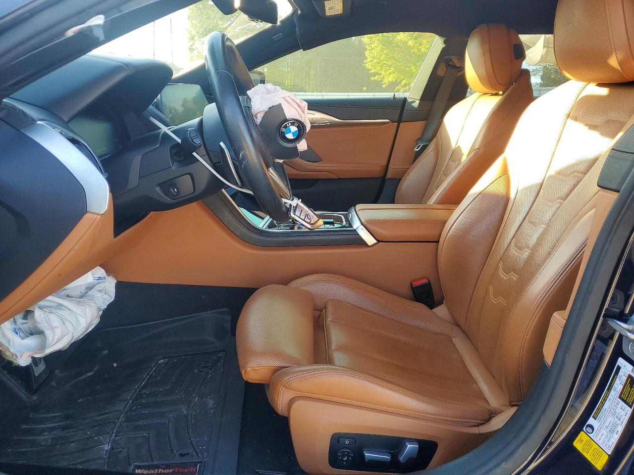 VIN WBAGV2C01NCH07699 2022 BMW 840I