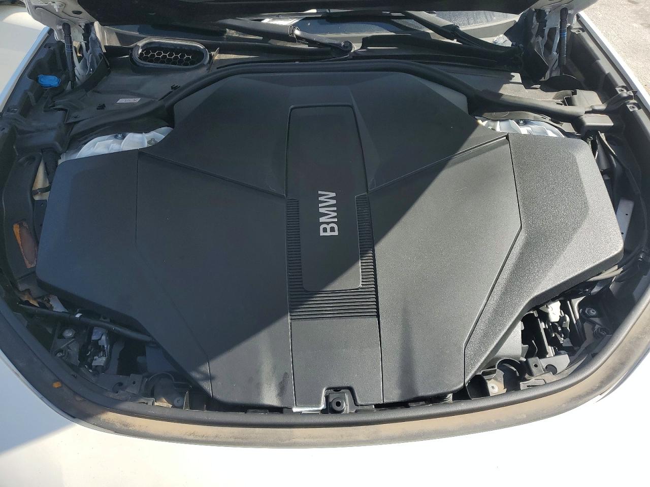 VIN WBY43EJ06RCS00007 2024 BMW I7