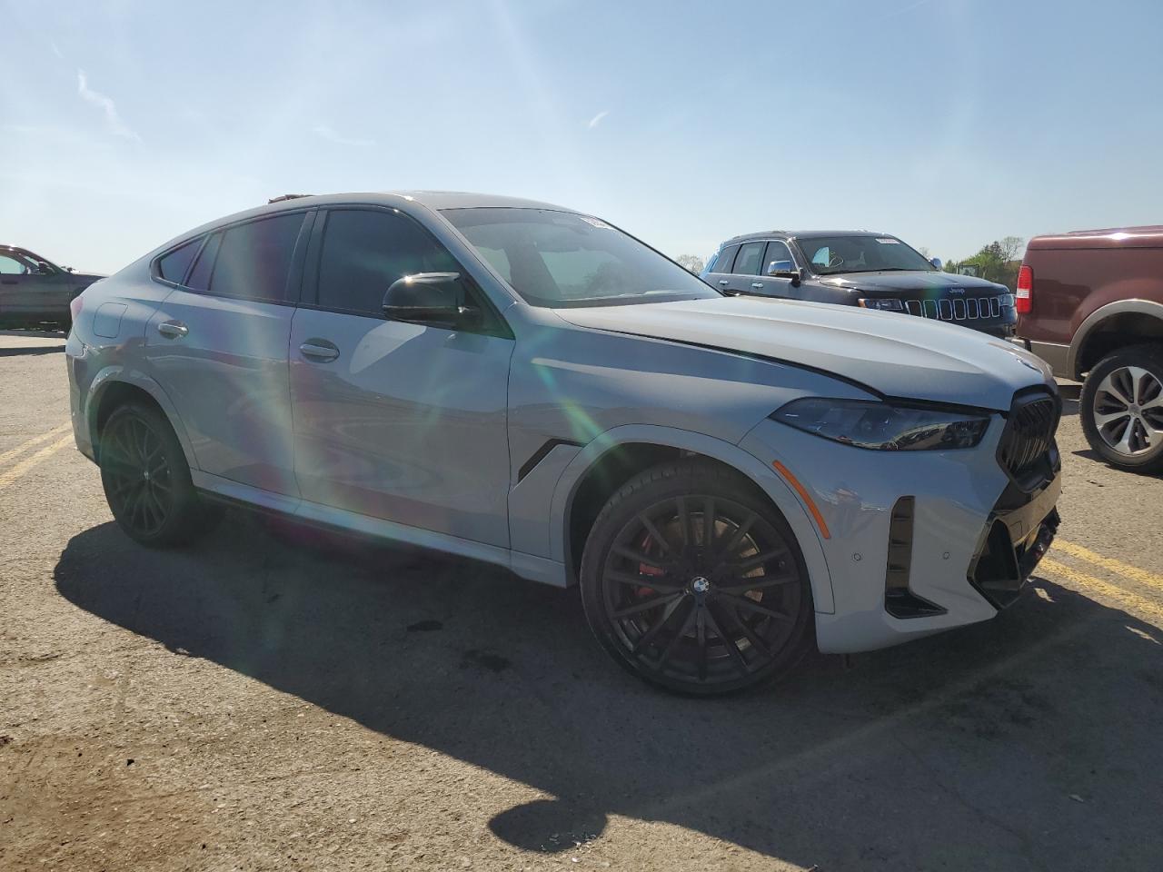 VIN 5UX43EX02R9V01362 2024 BMW X6 M60I