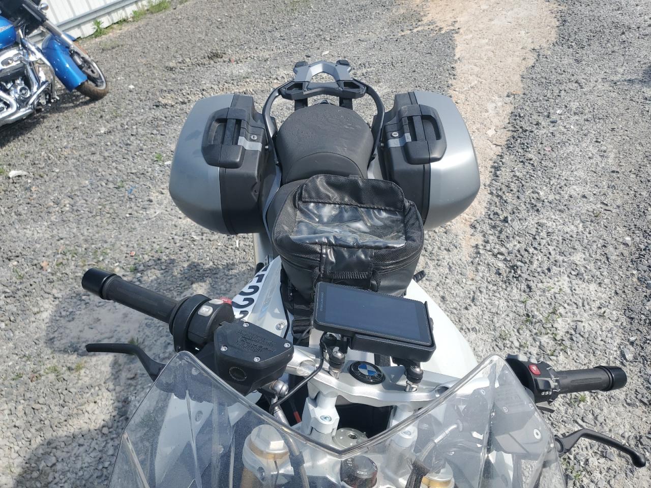VIN WB10A1503JZ379288 2018 BMW R1200 RS