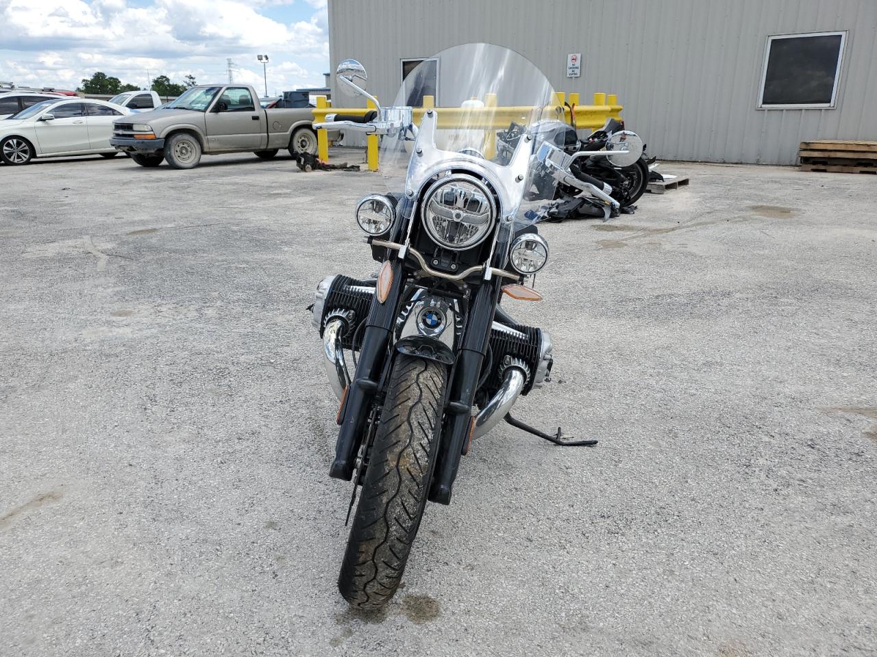 VIN WB10L2307M6E11610 2021 BMW R18 CLASSI