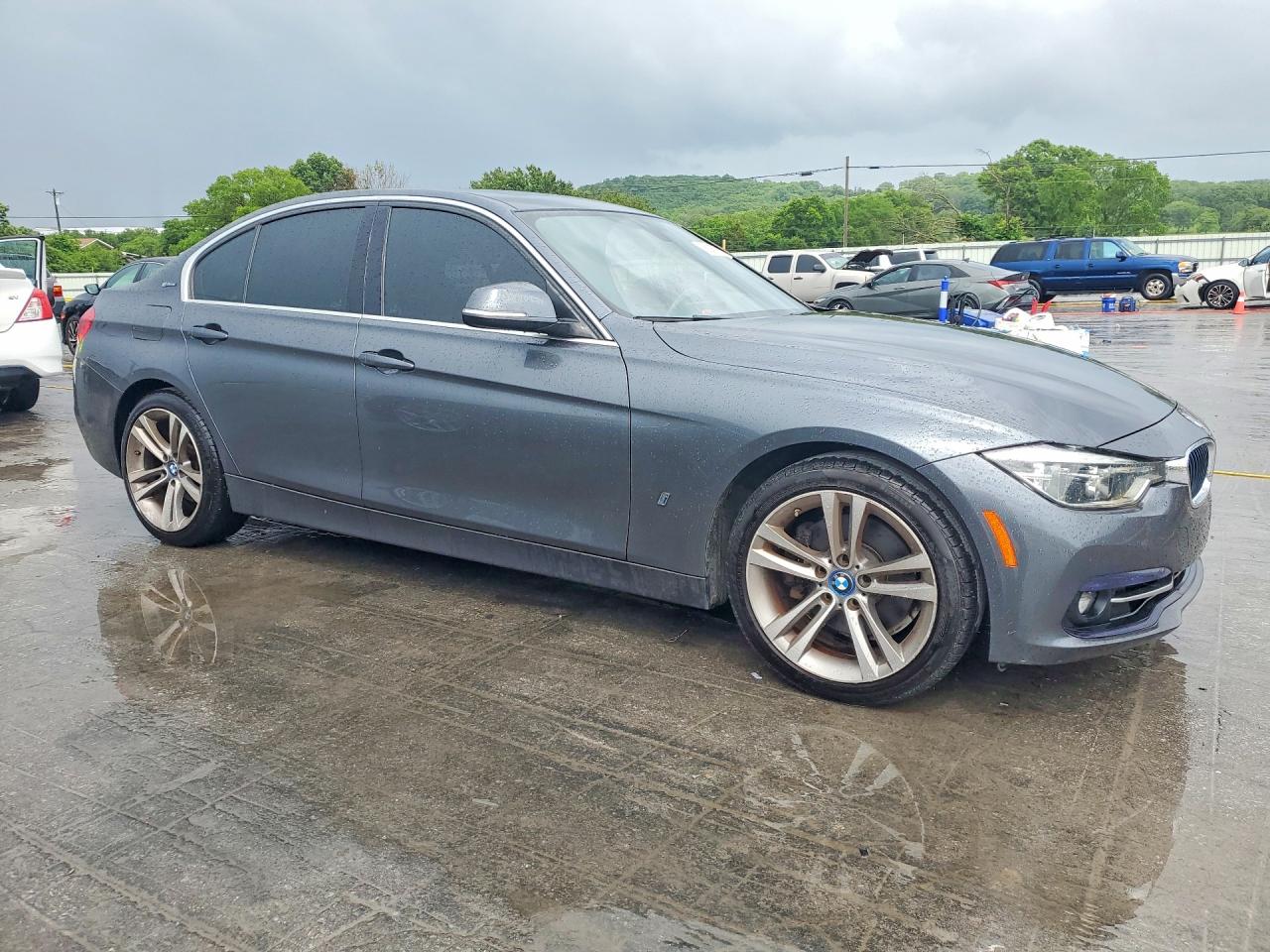 VIN WBA8E1C51JA178235 2018 BMW 330E