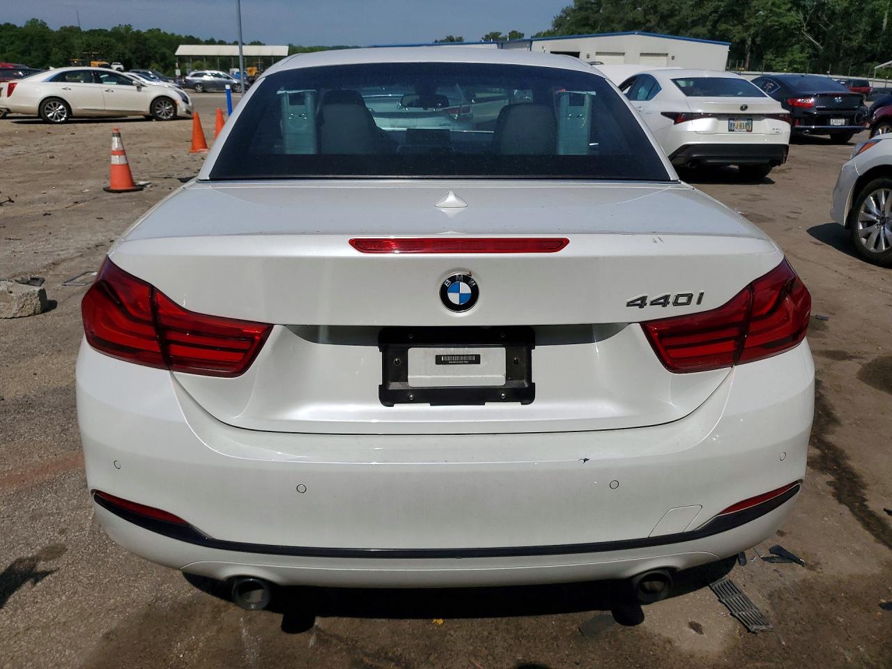 VIN WBA4Z5C52KEE17539 2019 BMW 440I