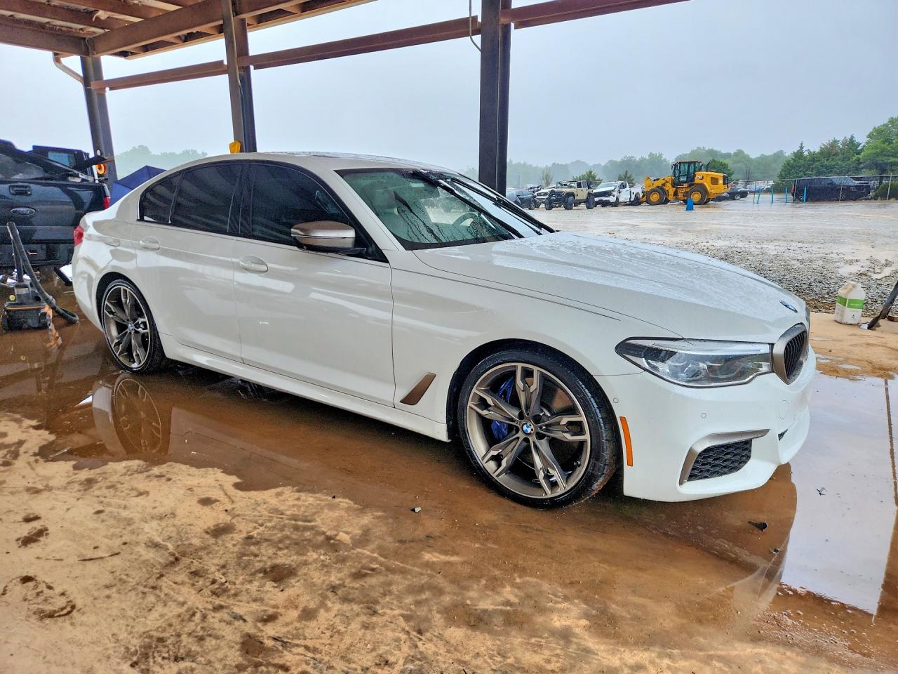VIN WBAJB9C51KB288772 2019 BMW M550XI