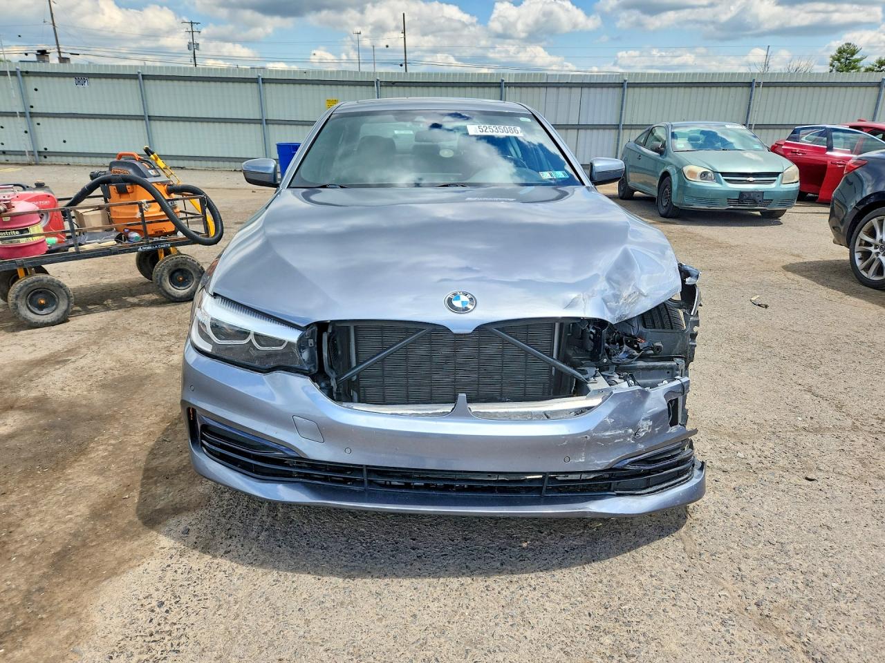 VIN WBAJB1C56KB376525 2019 BMW 530XE