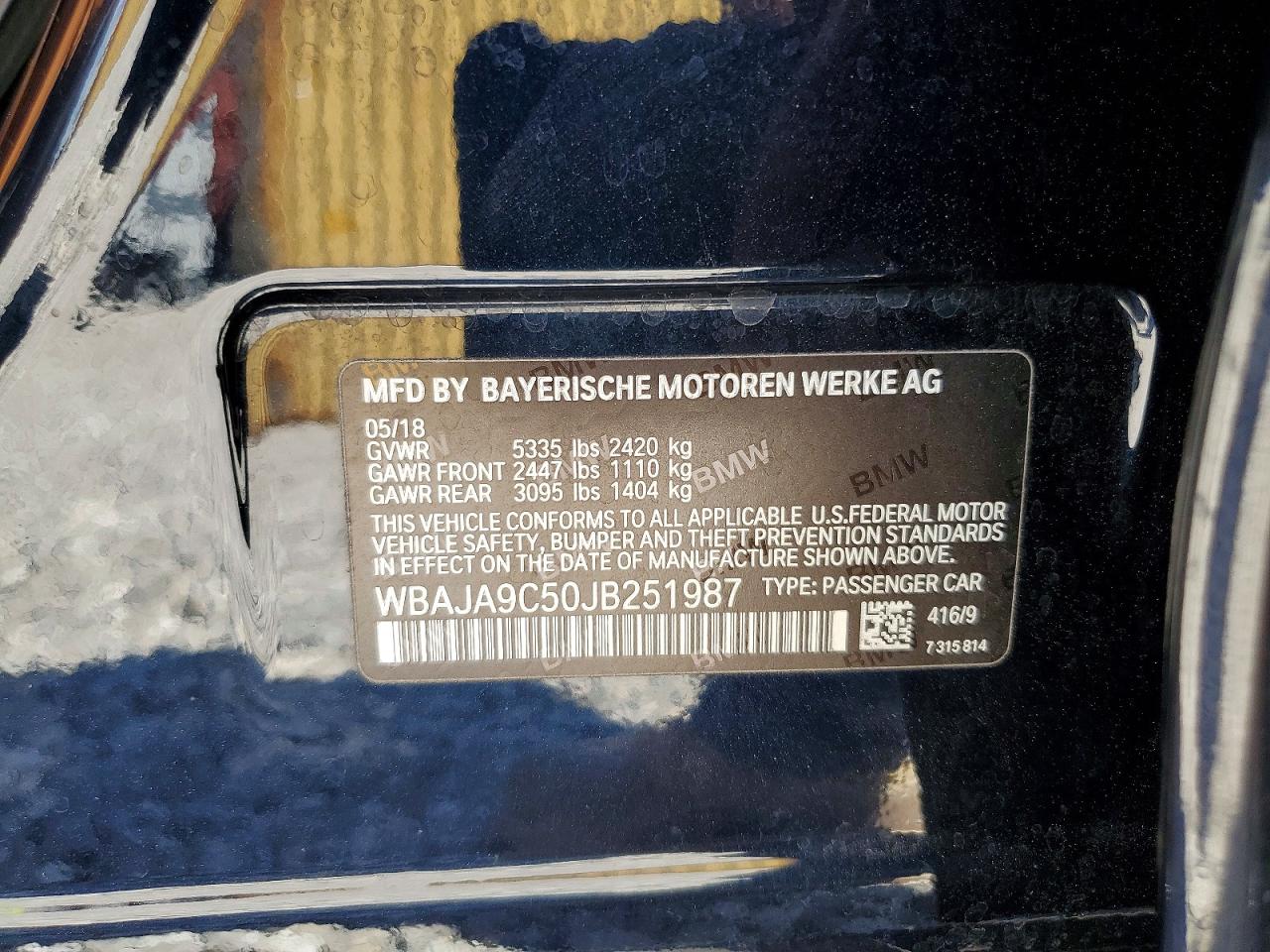 VIN WBAJA9C50JB251987 2018 BMW 530E