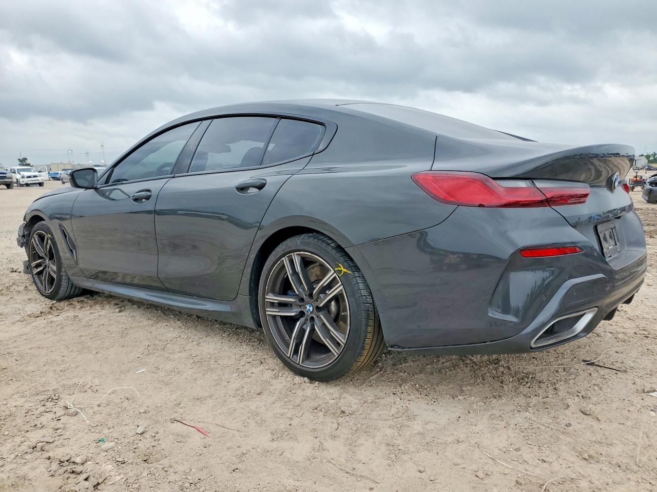 VIN WBAGV2C00NCJ99156 2022 BMW 840I