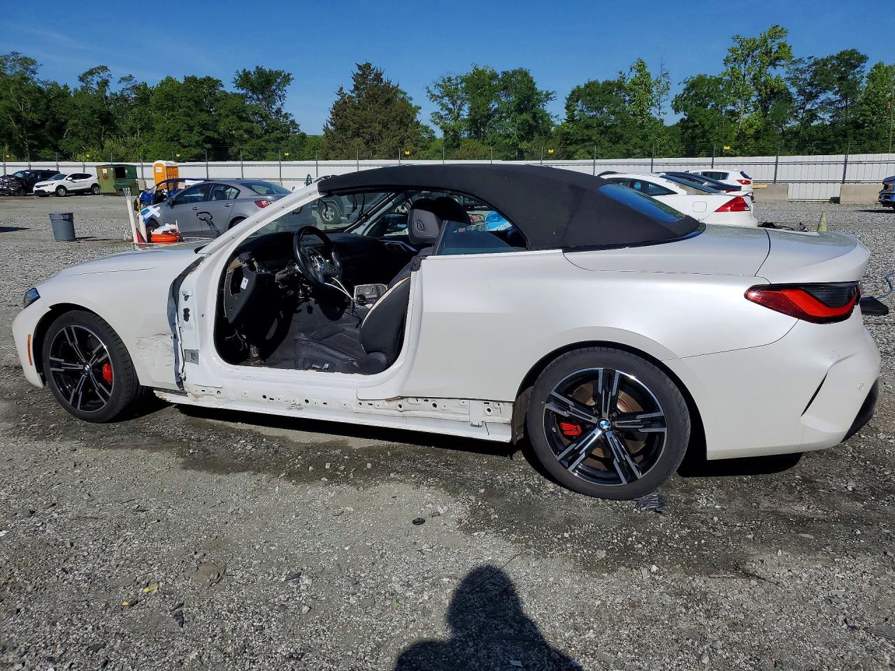 VIN WBA53AT01NCJ15062 2022 BMW M440I