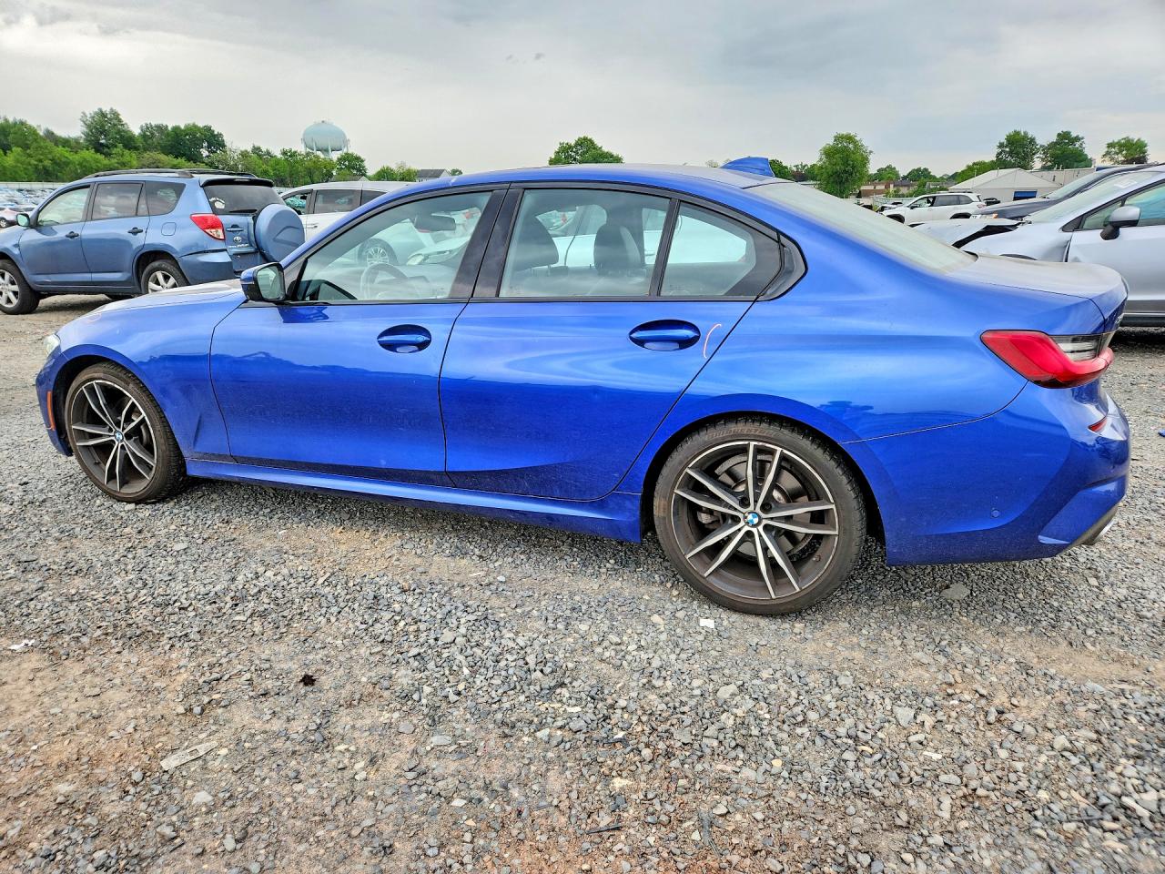 VIN WBA5R7C51KAJ81860 2019 BMW 330XI