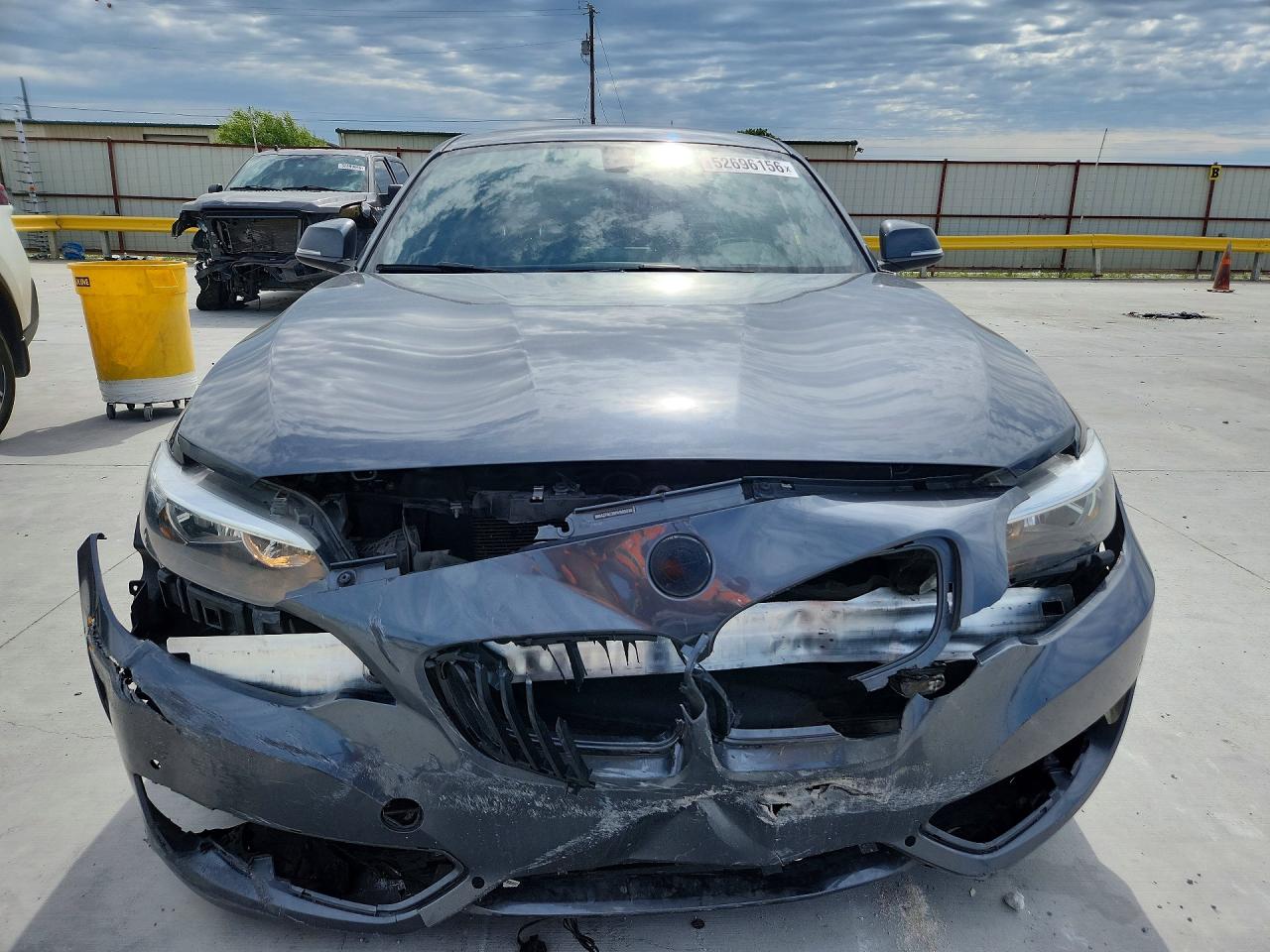 VIN WBA2F9C39HV665038 2017 BMW 230I