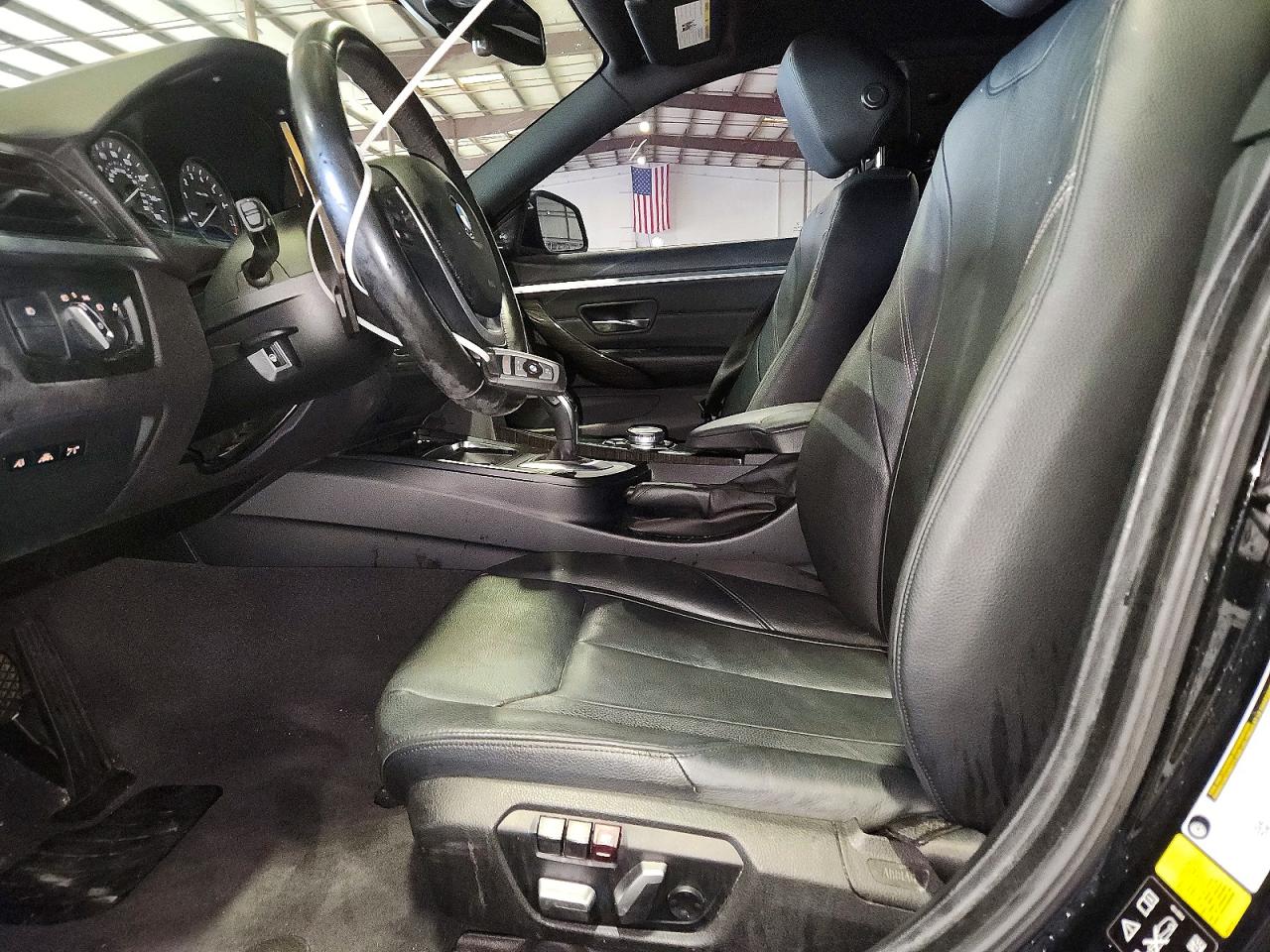 VIN WBA4E5C54HG189114 2017 BMW 440XI