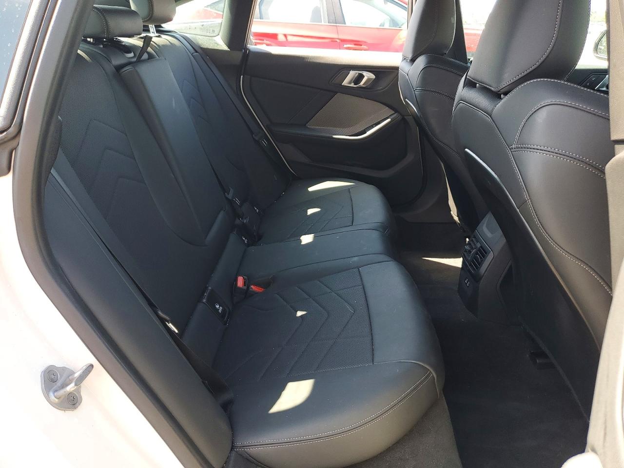 VIN WBA83GG01T7U40312 2026 BMW 228