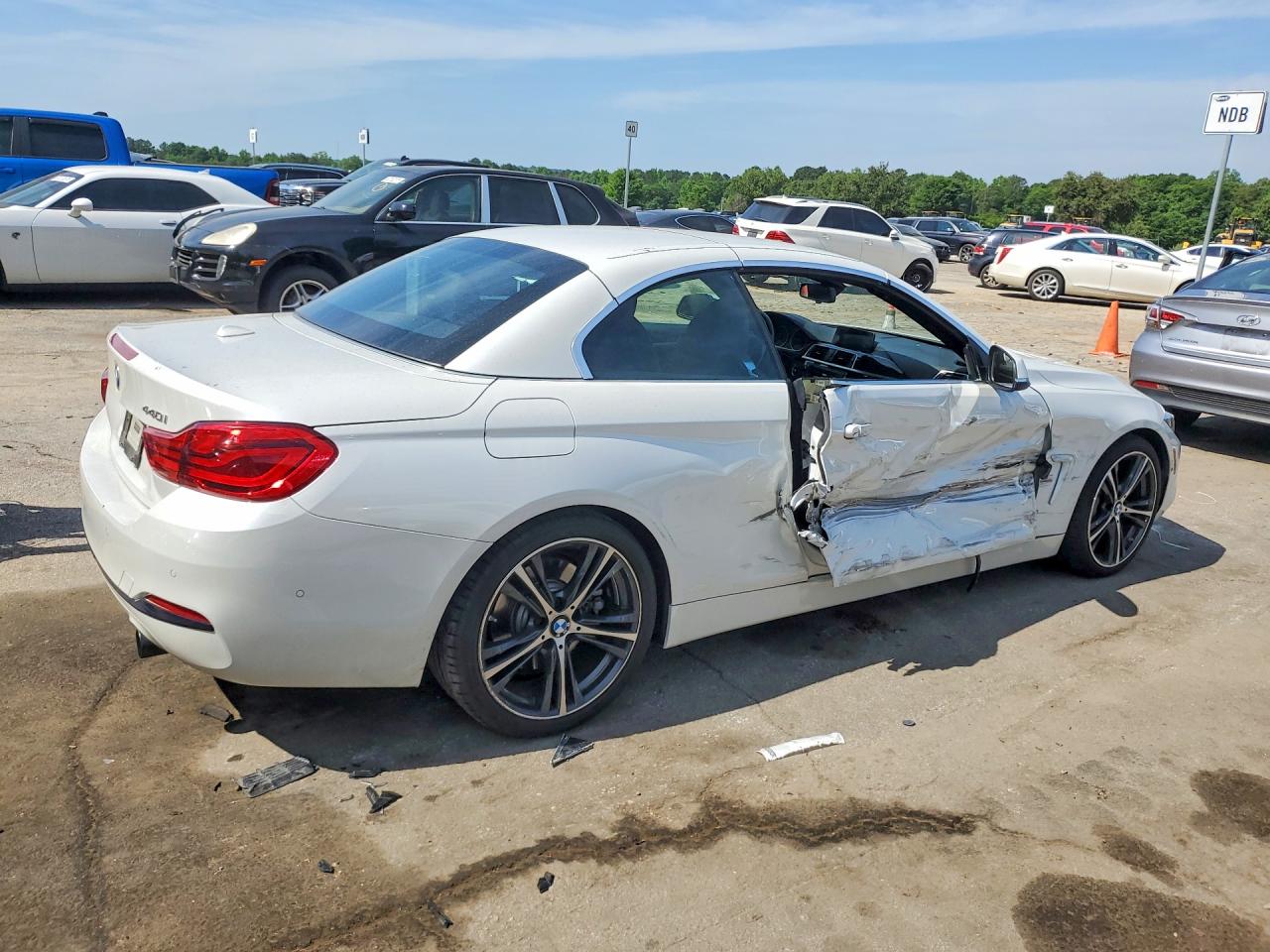 VIN WBA4Z5C52KEE17539 2019 BMW 440I