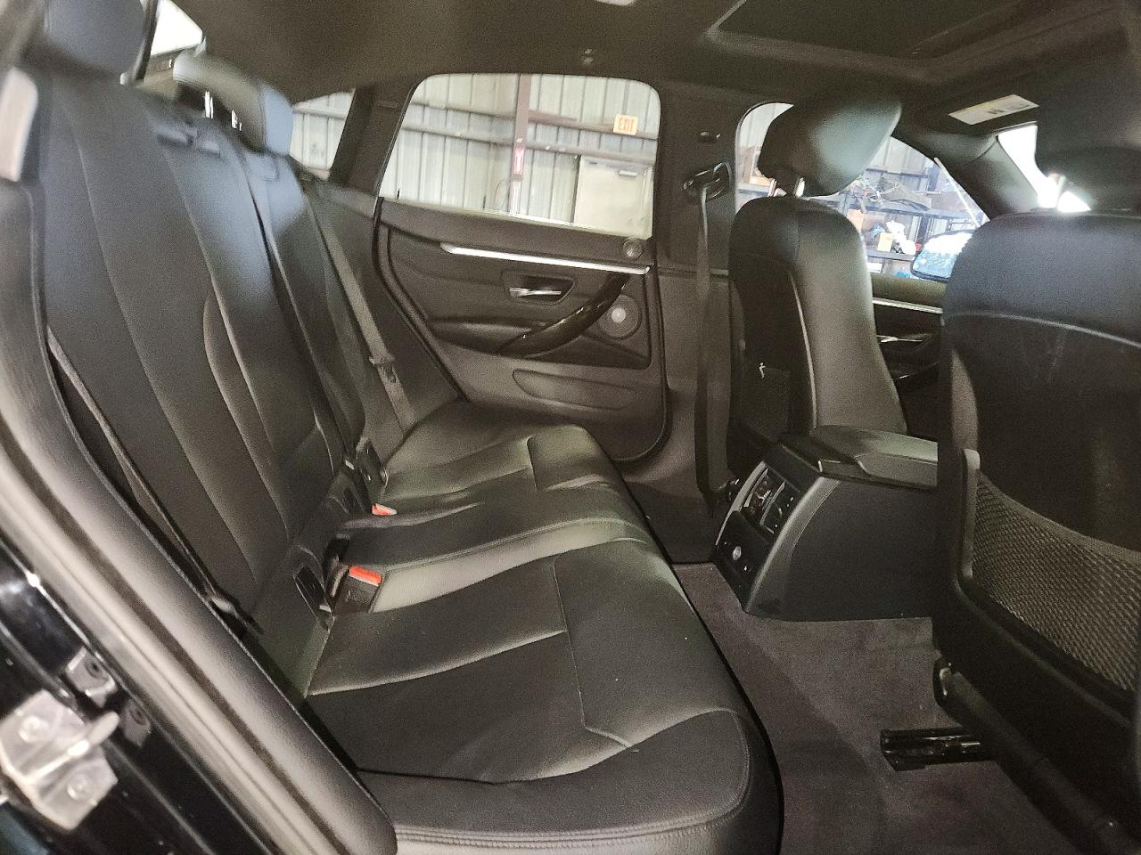 VIN WBA4E5C54HG189114 2017 BMW 440XI