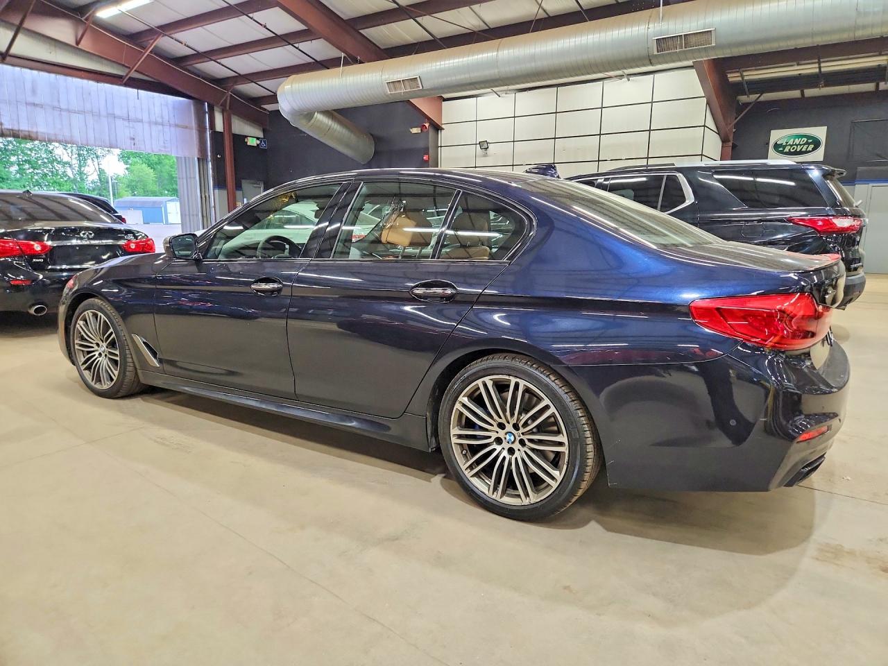 VIN WBAJB9C52JB035796 2018 BMW M550I
