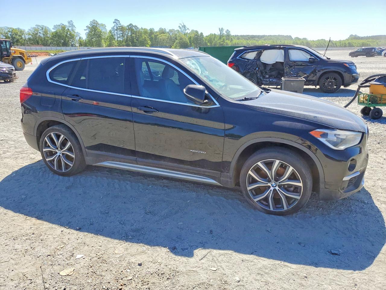 VIN WBXHT3Z31H4A57214 2017 BMW X1