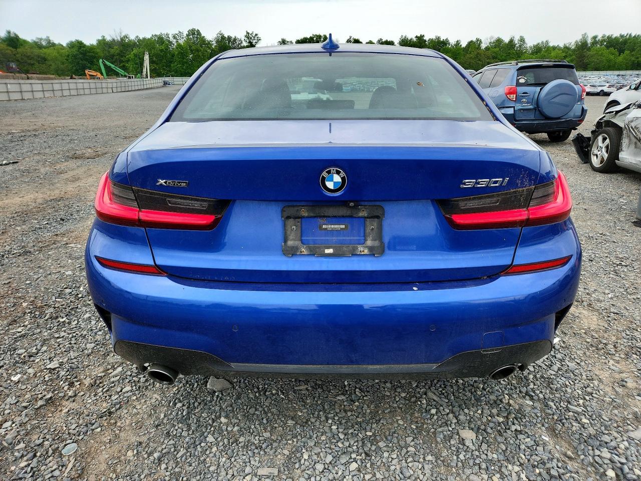 VIN WBA5R7C51KAJ81860 2019 BMW 330XI