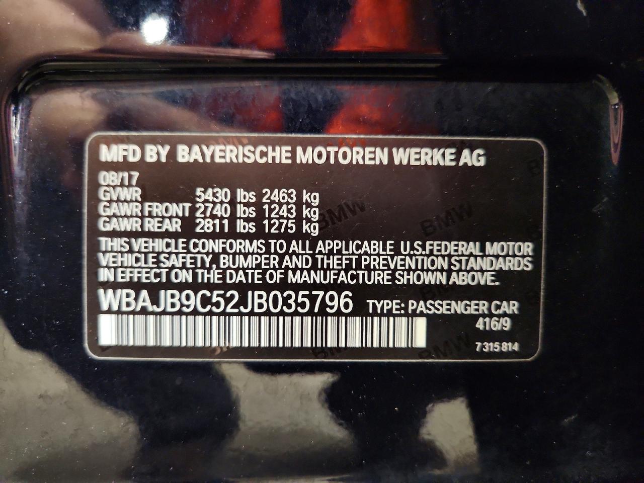VIN WBAJB9C52JB035796 2018 BMW M550I