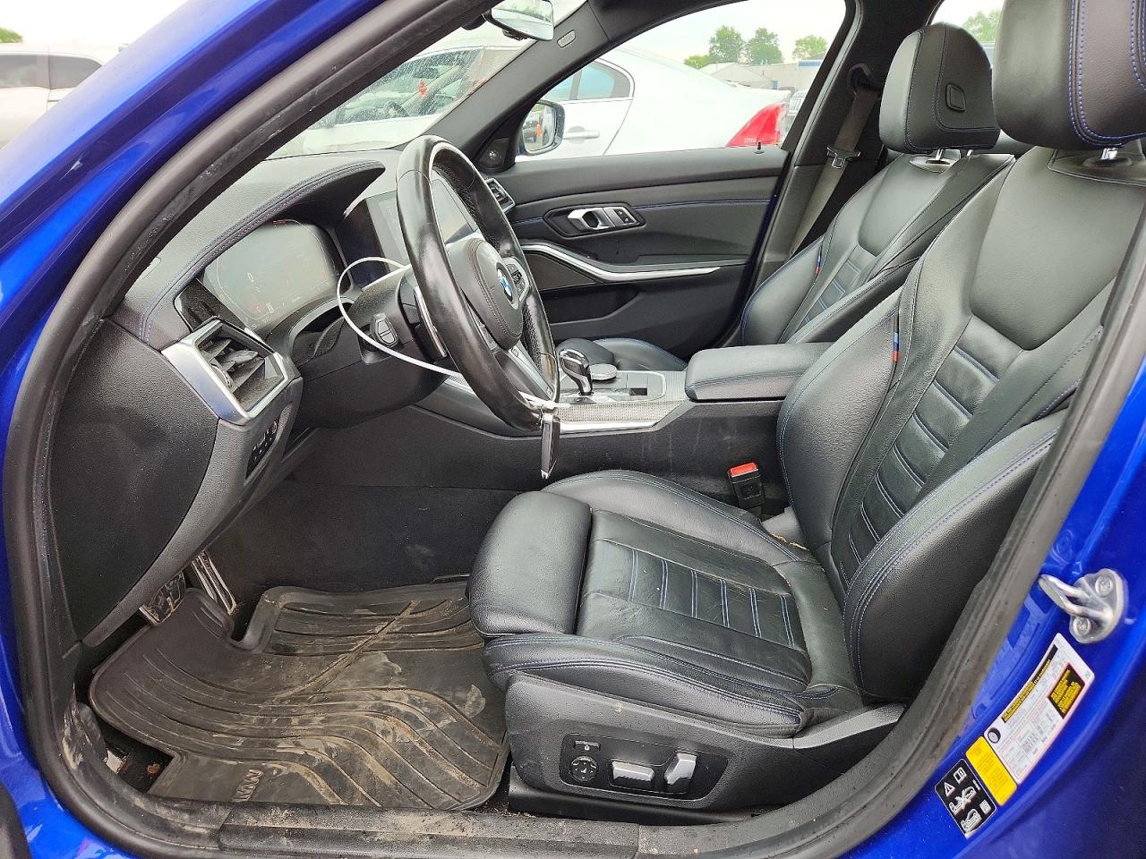 VIN WBA5R7C51KAJ81860 2019 BMW 330XI
