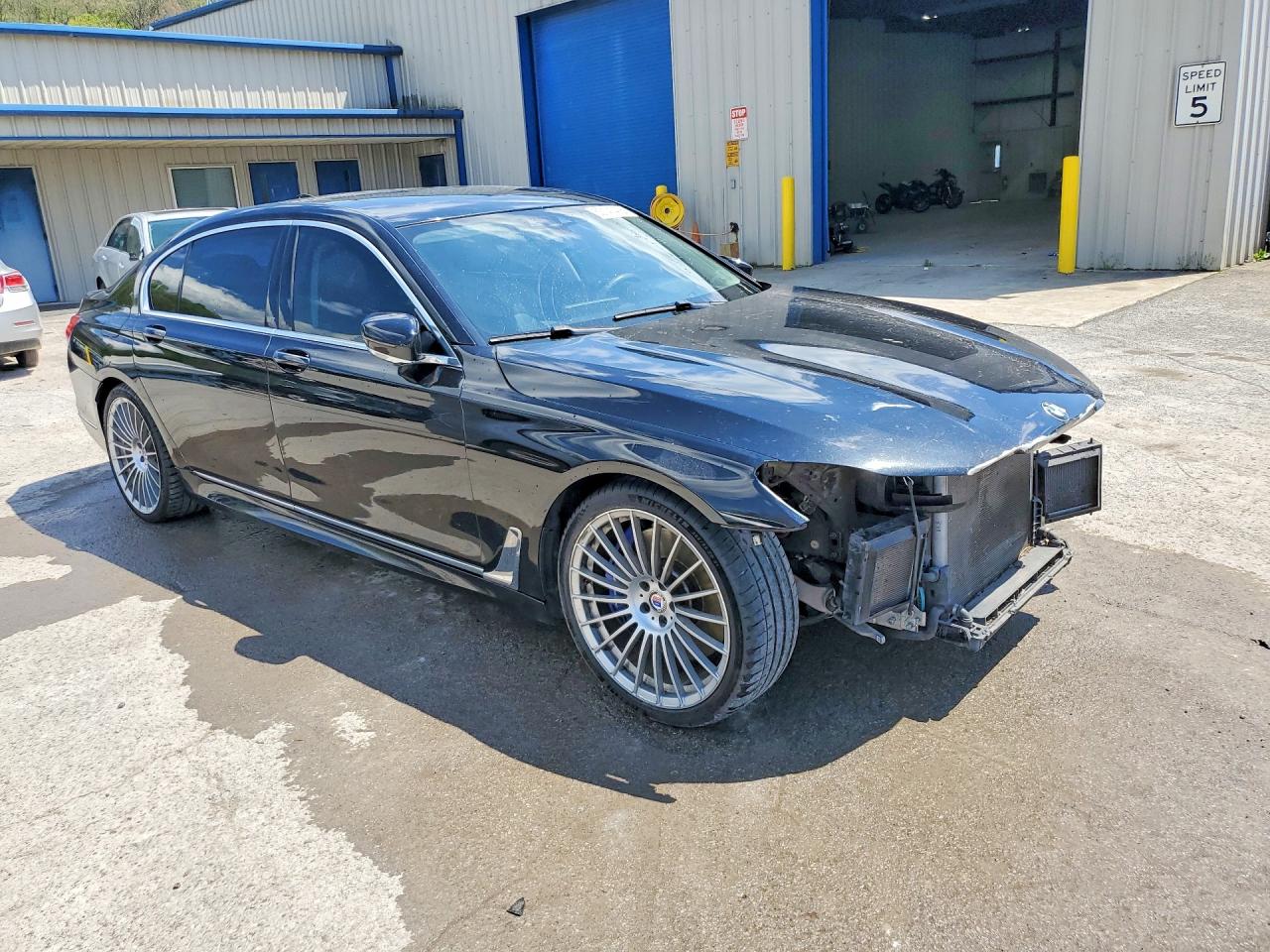 VIN WBA7F2C5XJG856346 2018 BMW ALPINA B7