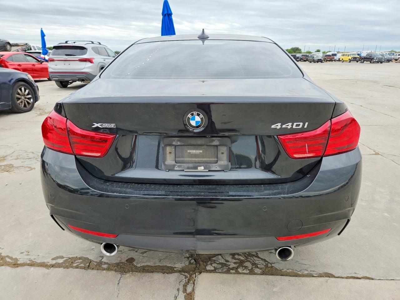 VIN WBA4W9C57KAF98726 2019 BMW 440XI