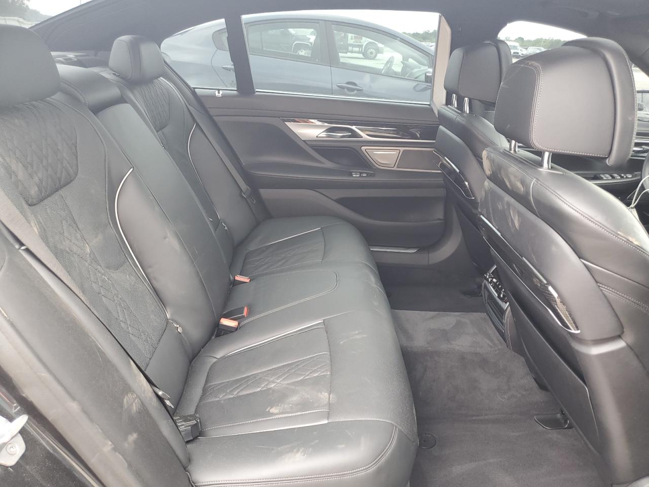VIN WBA7F2C56KB239024 2019 BMW 750
