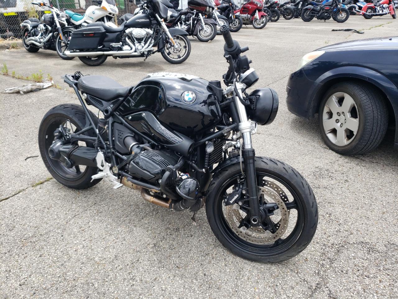 BMW R NINE T 2021