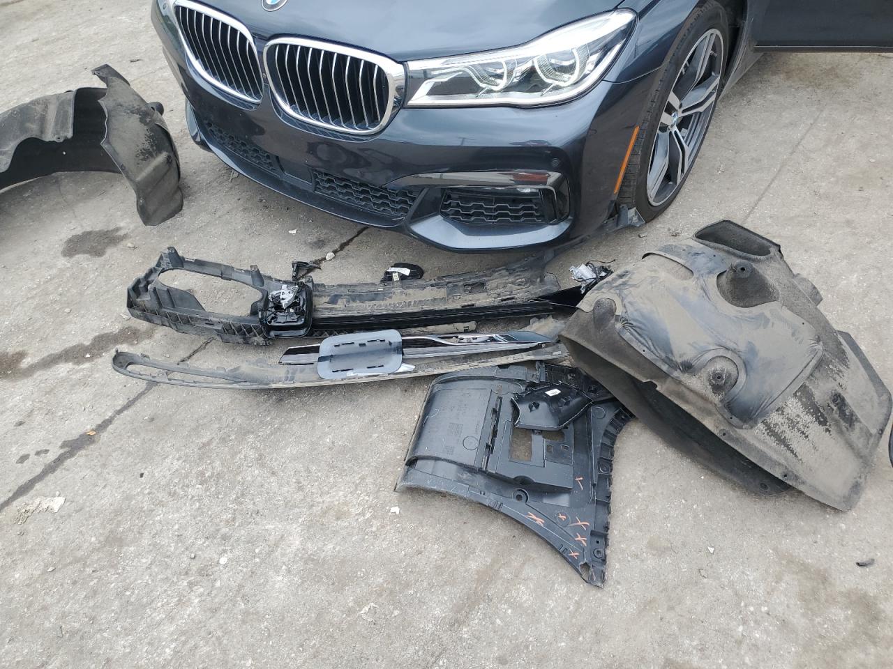 VIN WBA7F2C56KB239024 2019 BMW 750
