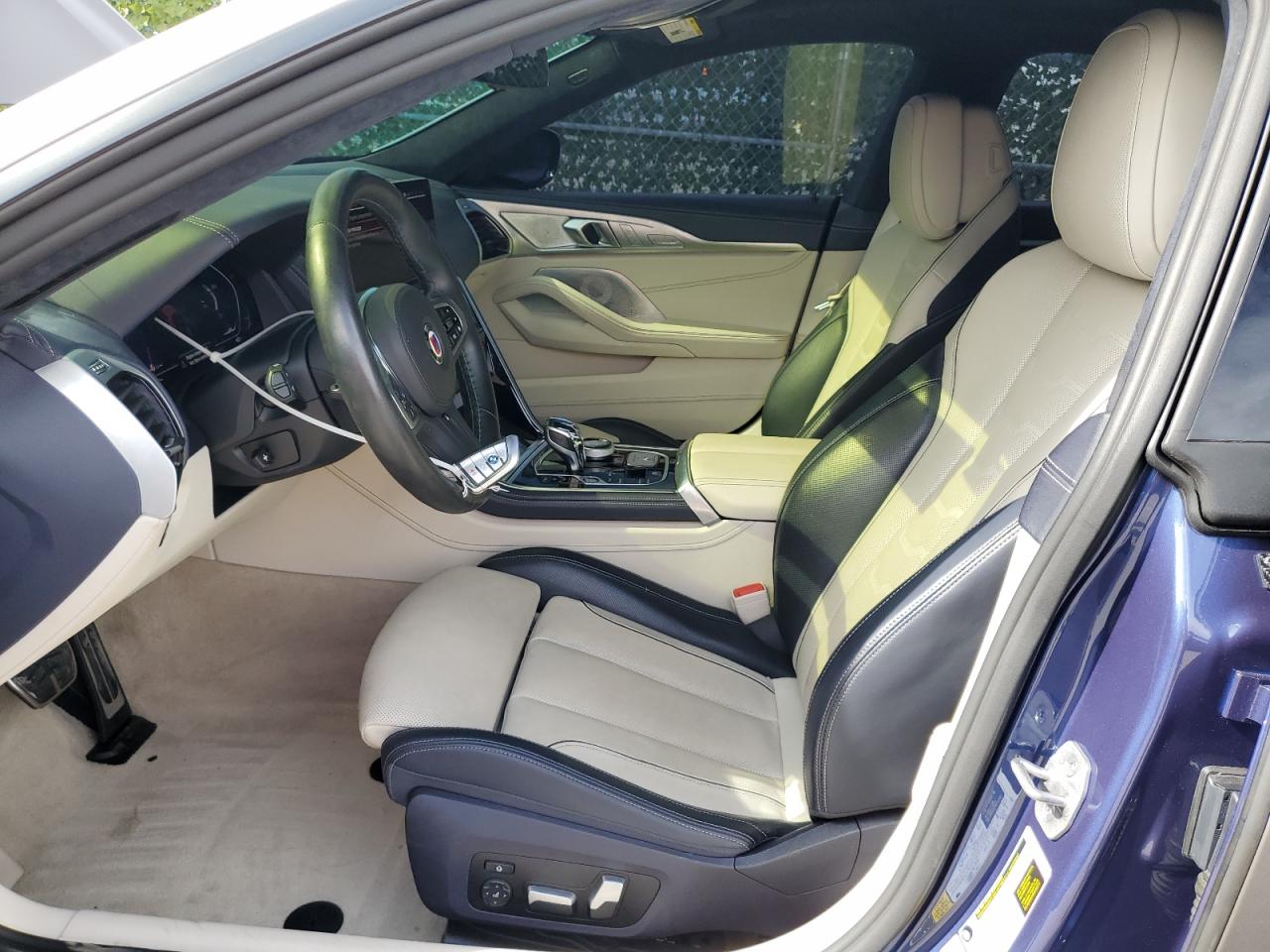 VIN WBAGX0C19PCM99661 2023 BMW ALPINA B8