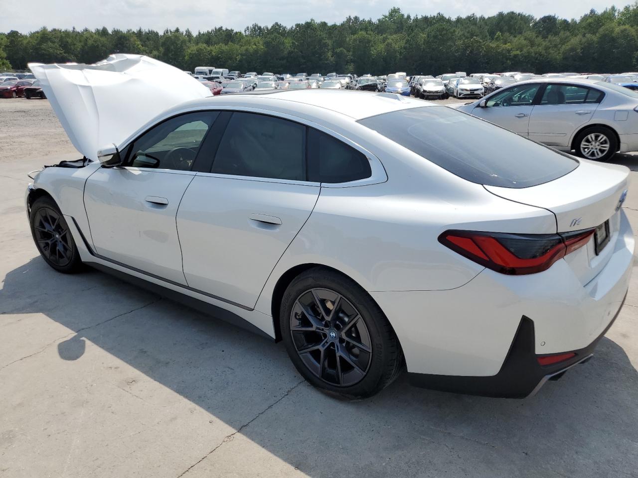 VIN WBY73AW03PFR24456 2023 BMW I4 EDRIVE 40