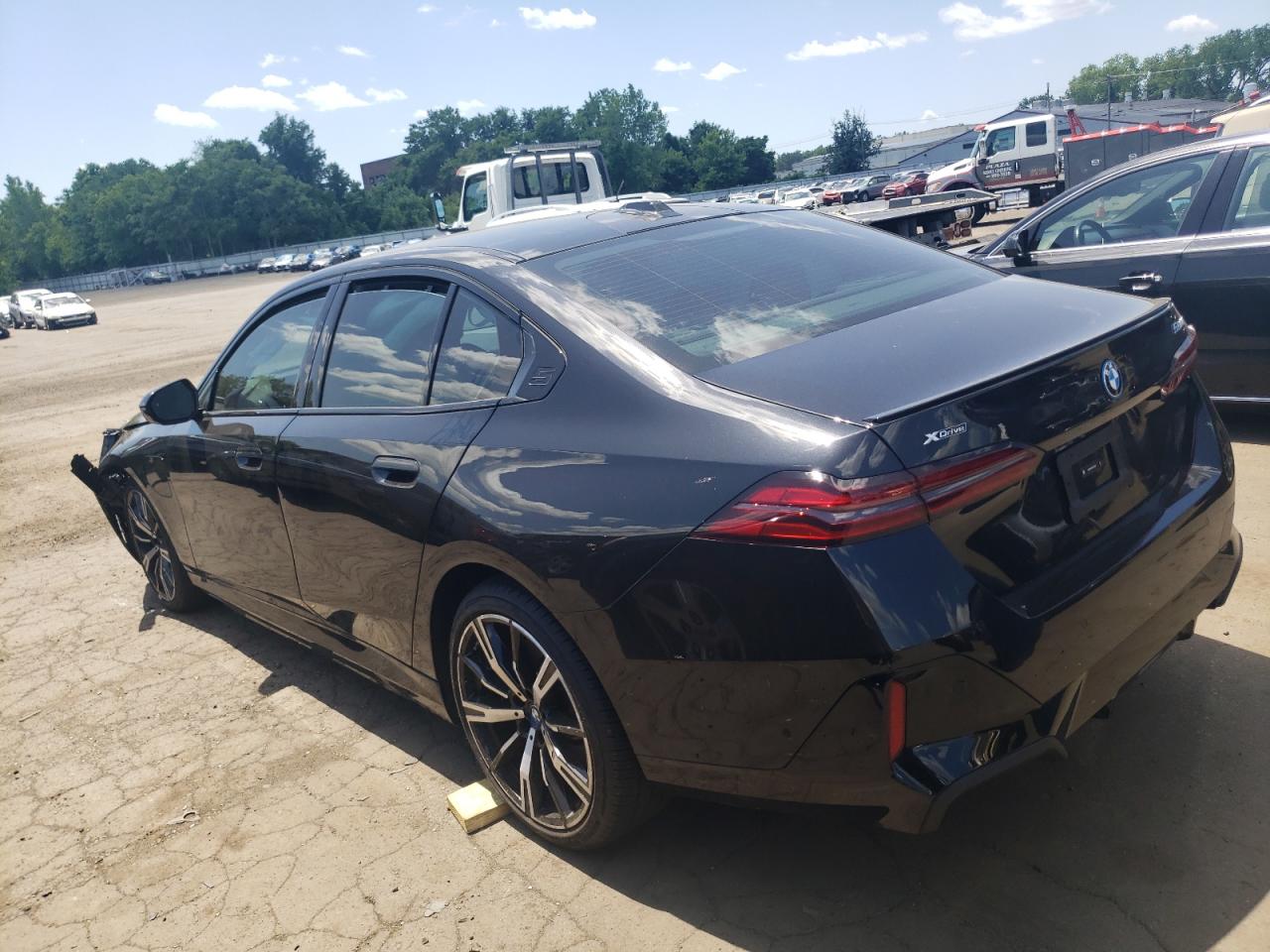VIN WBA13FK02SCT55164 2025 BMW 550 XE