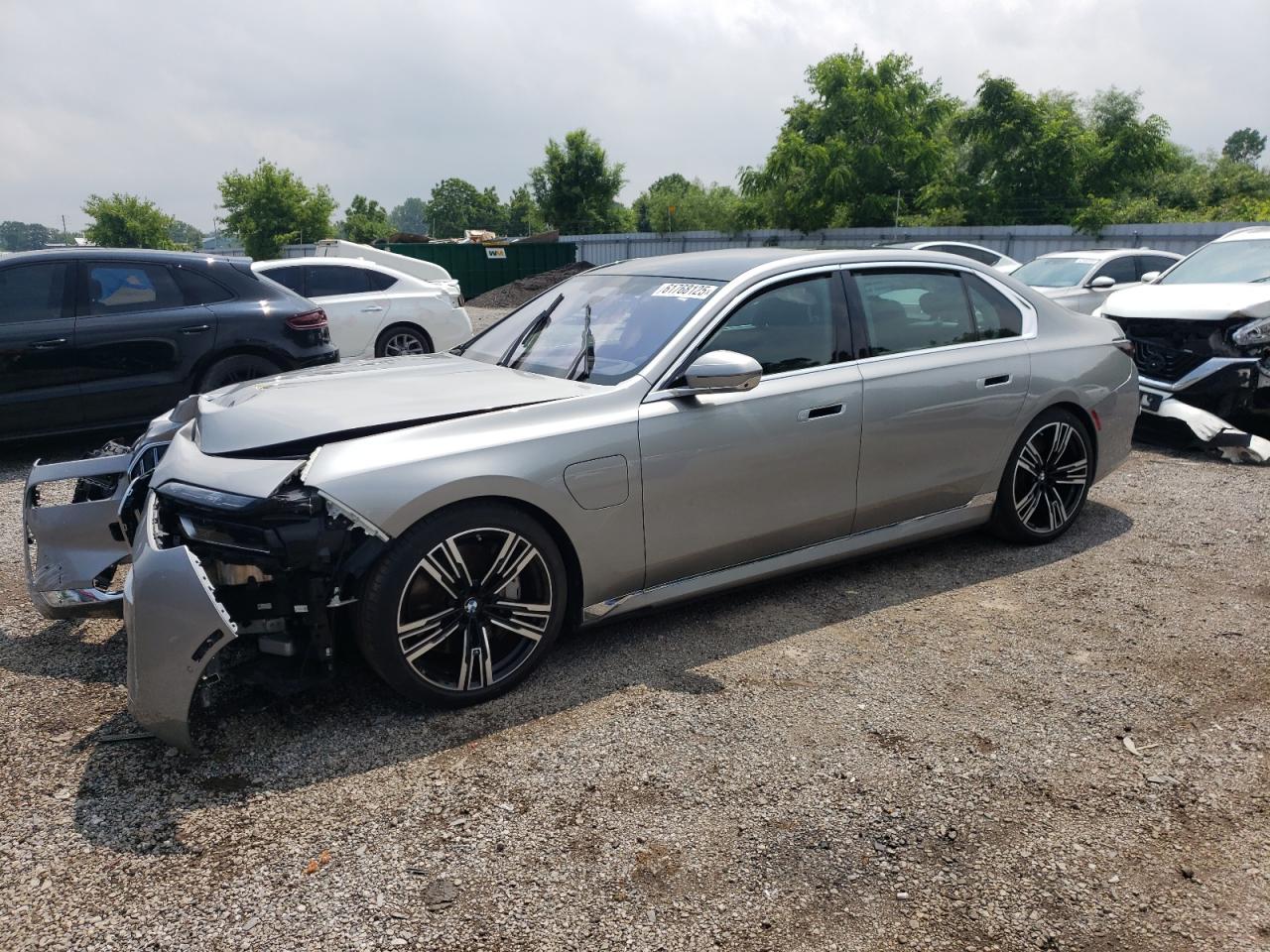 BMW 750 XE 2024
