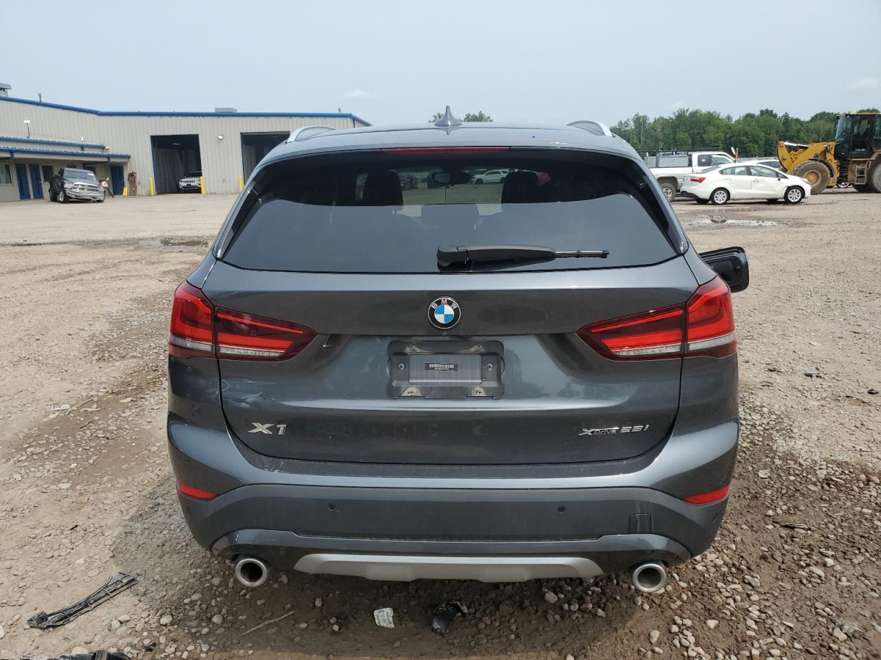 VIN WBXJG9C03L5P23822 2020 BMW X1