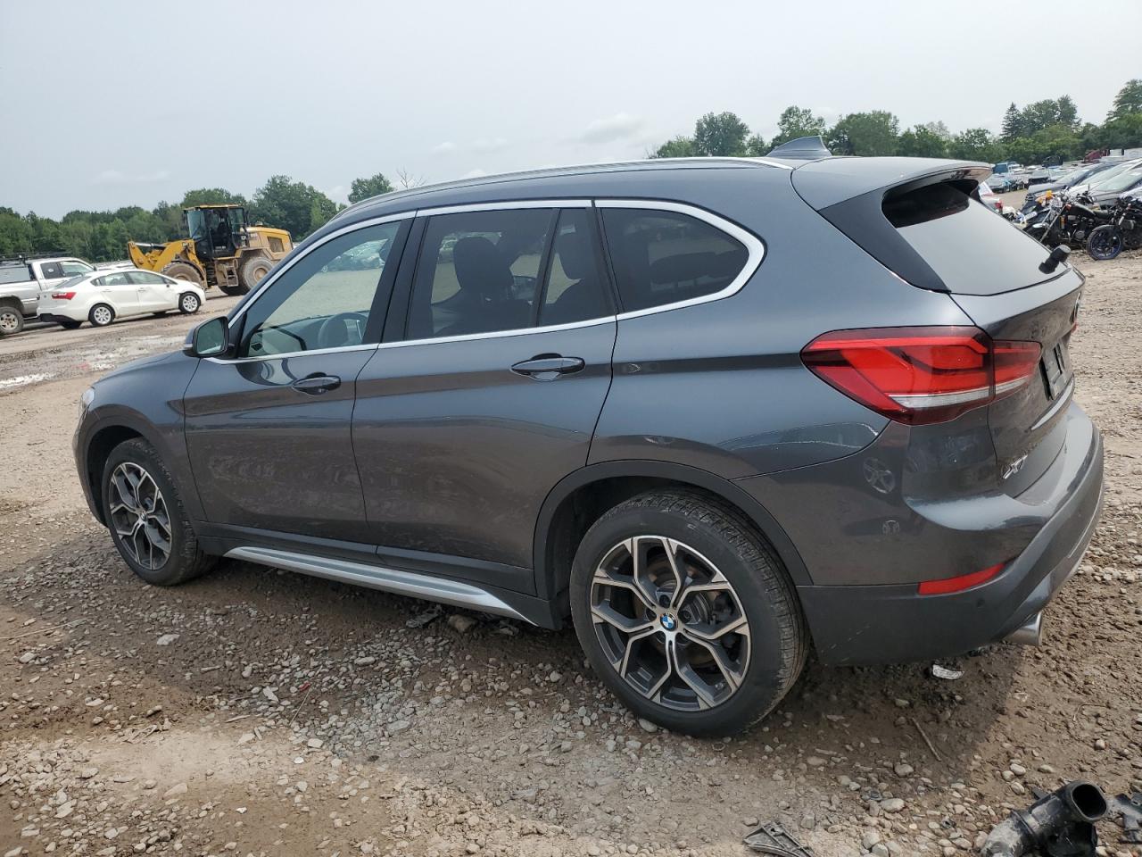VIN WBXJG9C03L5P23822 2020 BMW X1