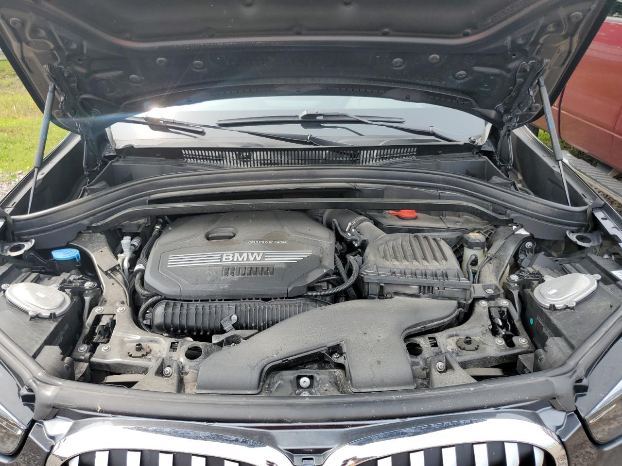 VIN WBXJG9C03L5P23822 2020 BMW X1