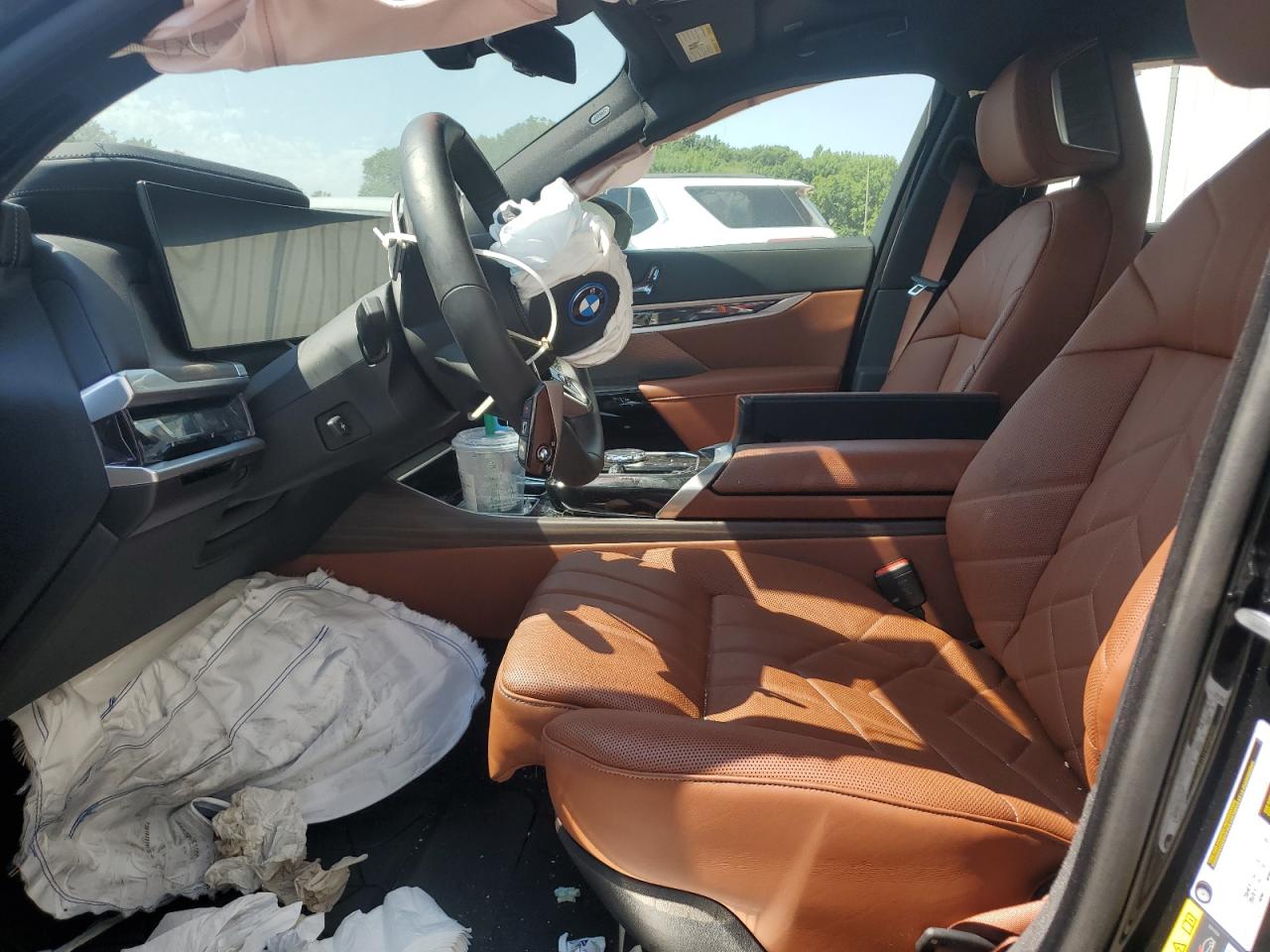 VIN WBA43EH04RCT01566 2024 BMW 750 XE