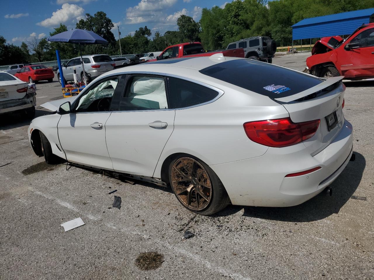 VIN WBA8Y3C38HG450921 2017 BMW 340 XIGT