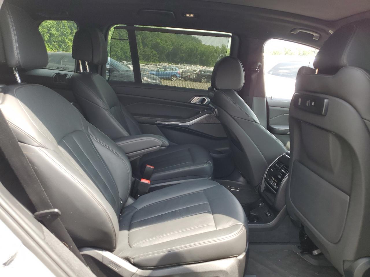 VIN 5UXCW2C03L9A00918 2020 BMW X7
