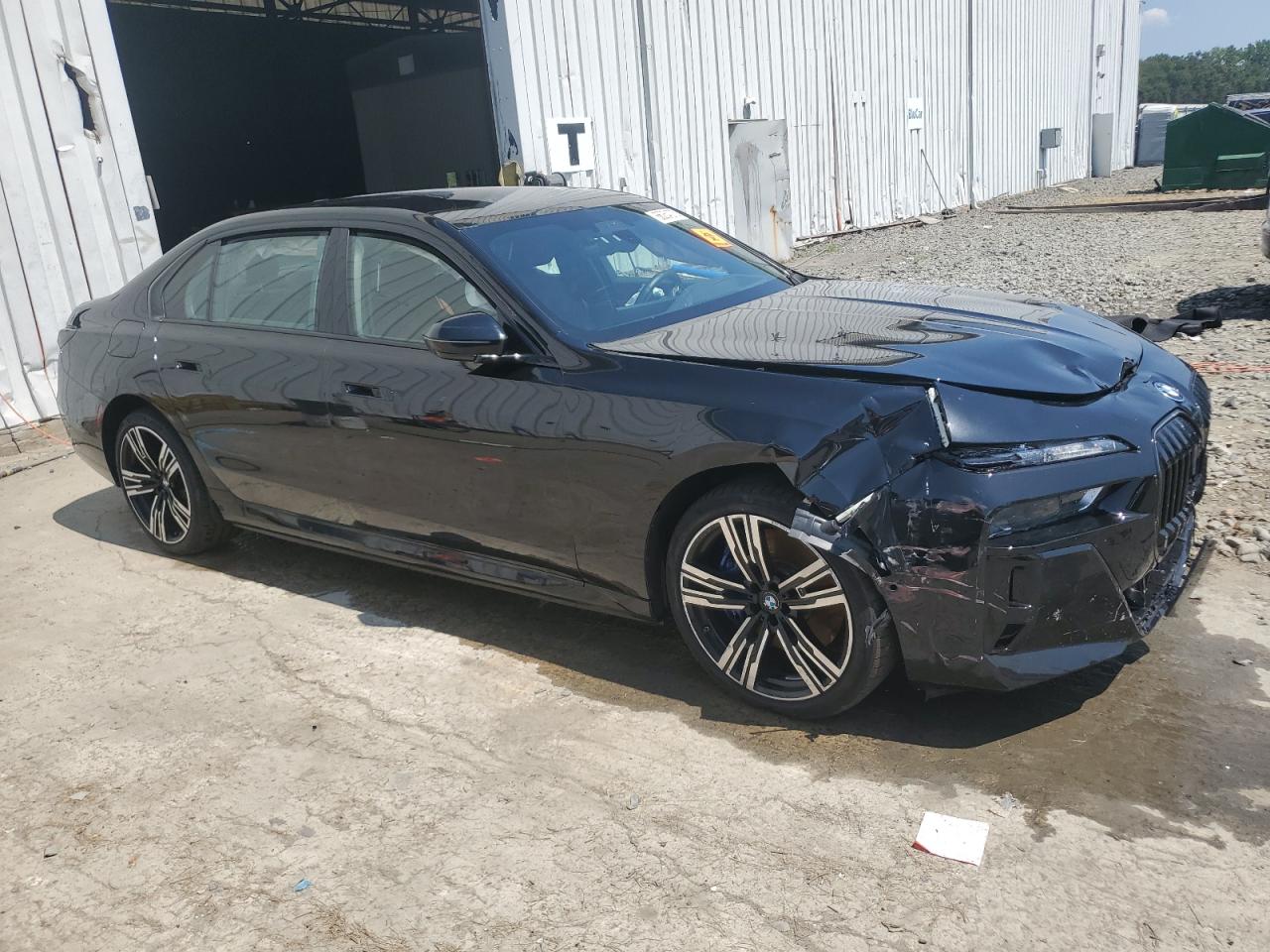 VIN WBA43EH04RCT01566 2024 BMW 750 XE