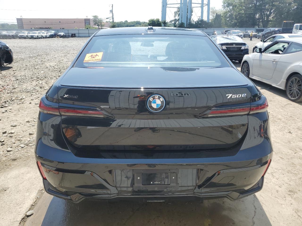 VIN WBA43EH04RCT01566 2024 BMW 750 XE