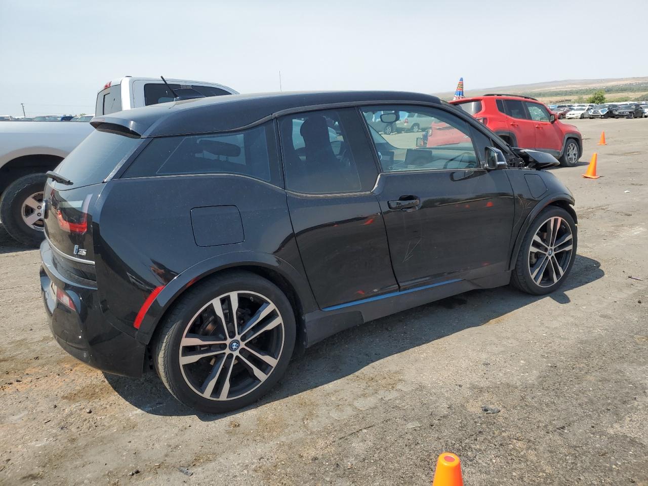 VIN WBY7Z8C51JVB87555 2018 BMW I3 S REX