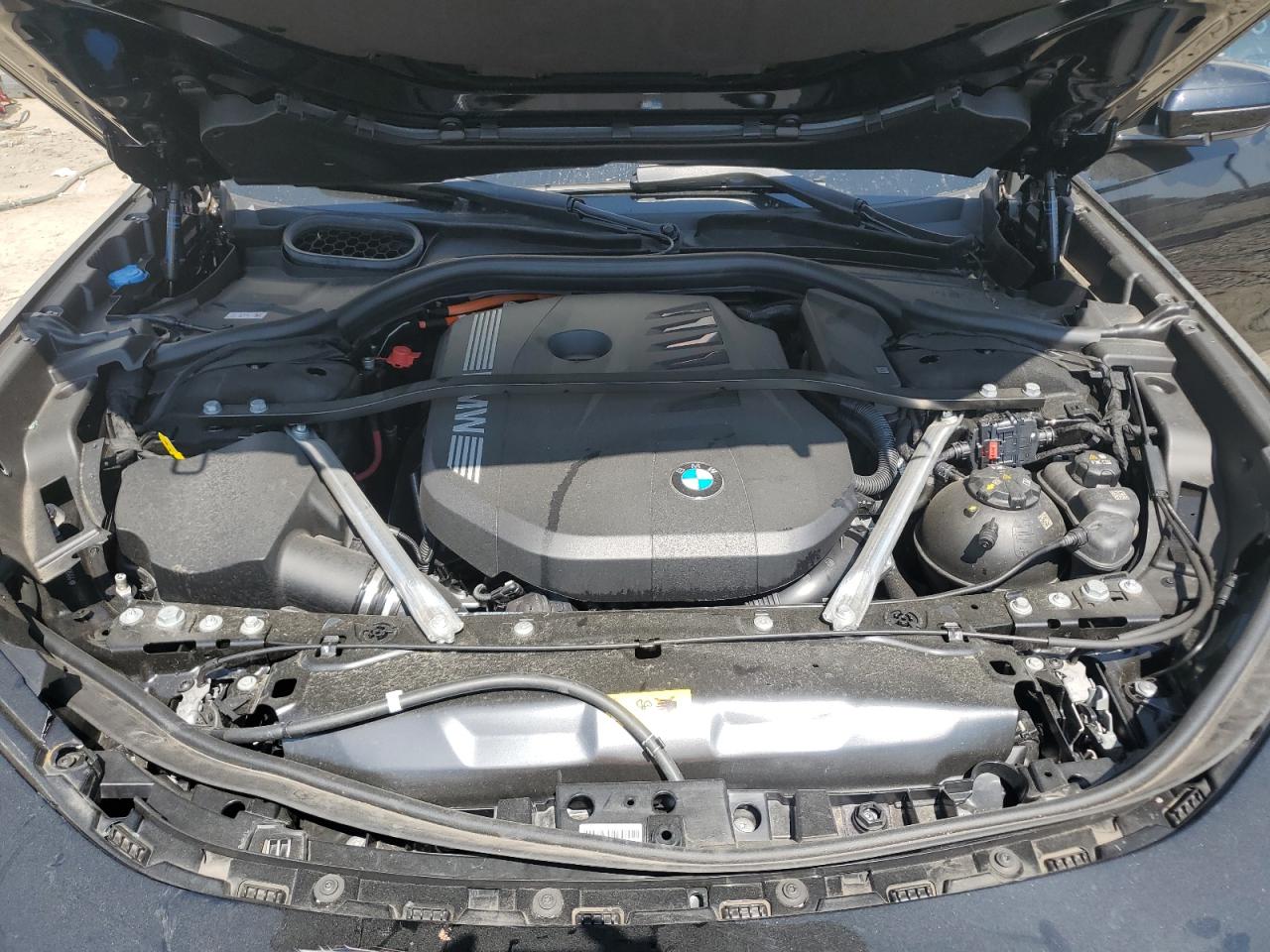 VIN WBA43EH04RCT01566 2024 BMW 750 XE
