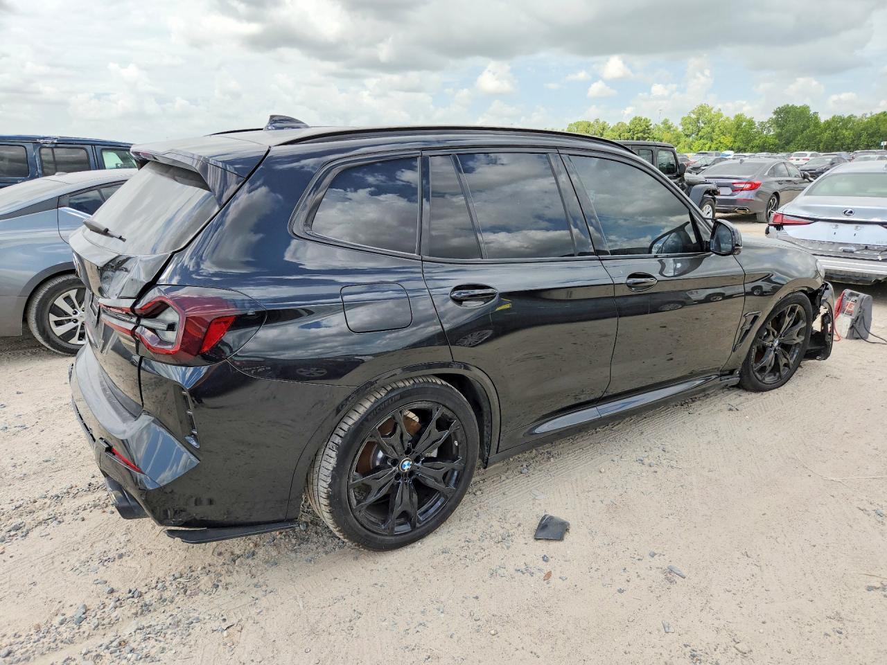VIN 5UX43DP04R9X38817 2024 BMW X3