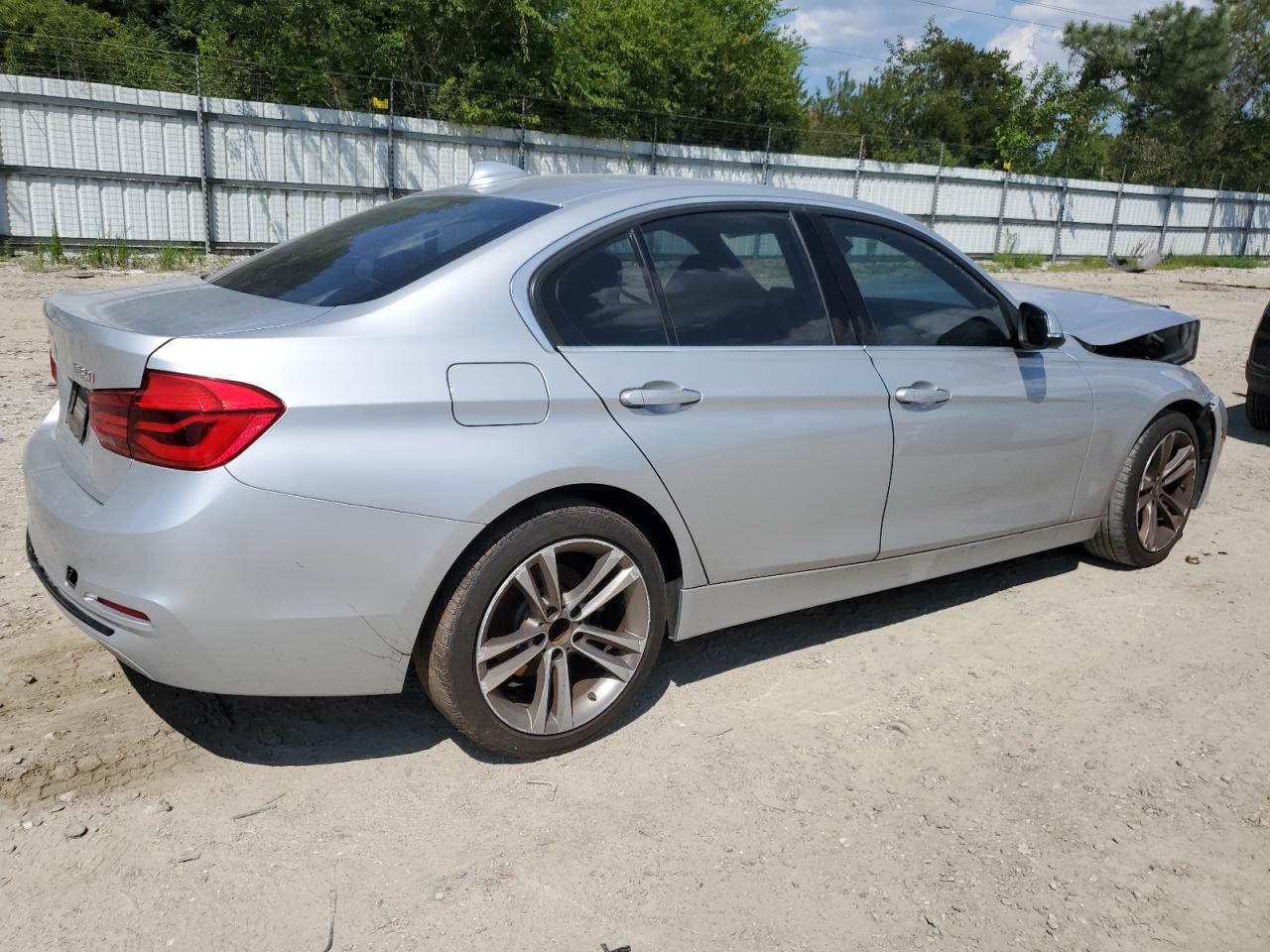 VIN WBA8D9G53JNU71008 2018 BMW 1100GS