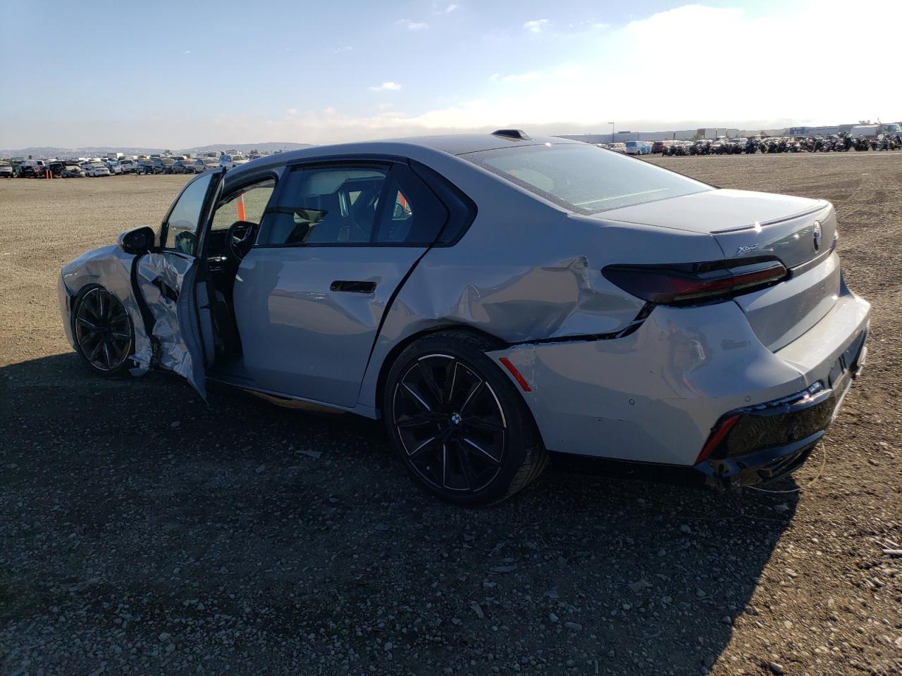 VIN WBA33EJ05PCM80123 2023 BMW 760 XI