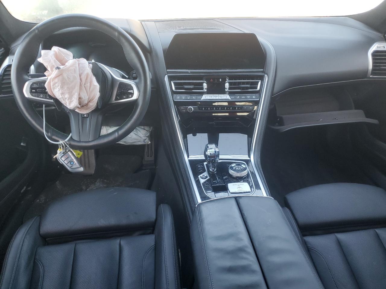 VIN WBAGX0C10NCH77265 2022 BMW ALPINA B8