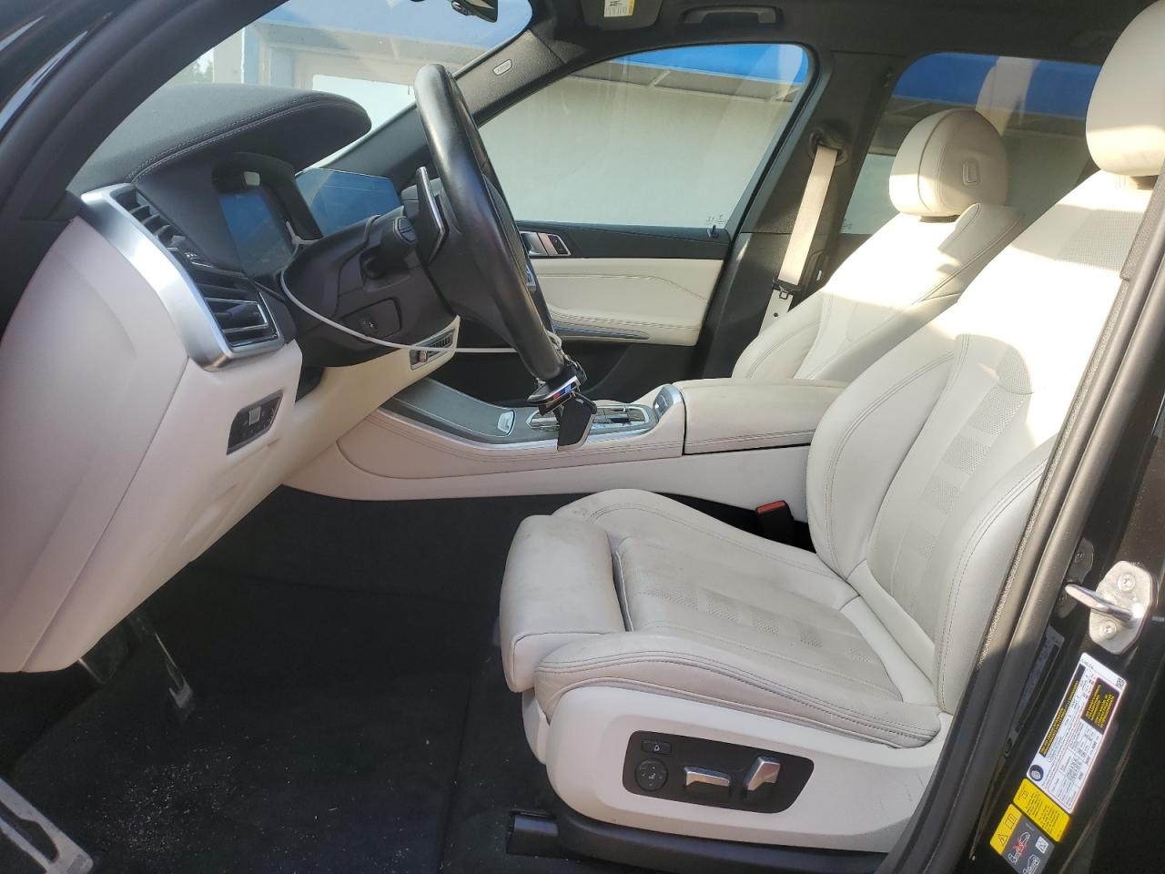 VIN 5UXTA6C02N9M81394 2022 BMW X5 XDRIVE45E