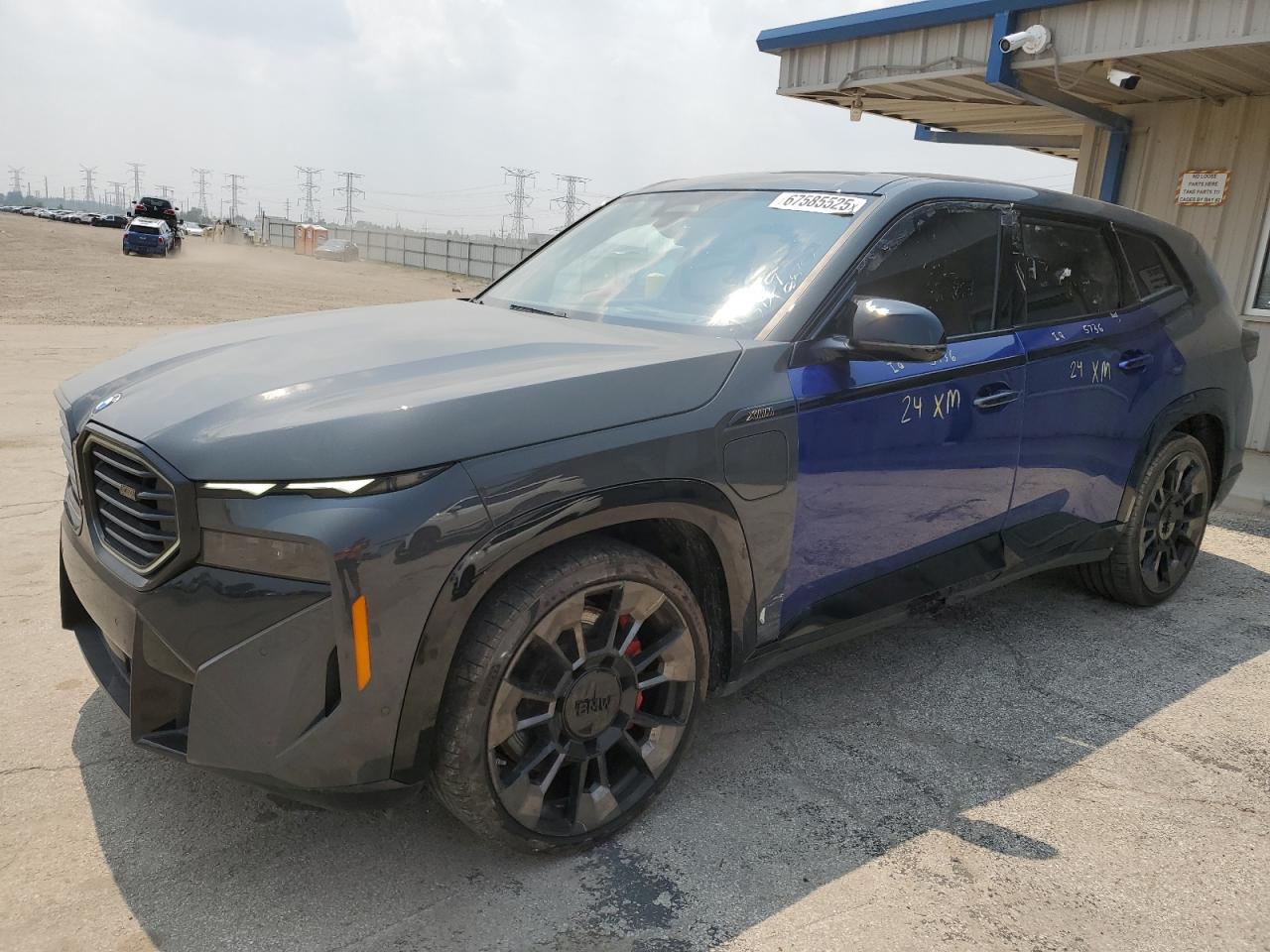 BMW XM 2023